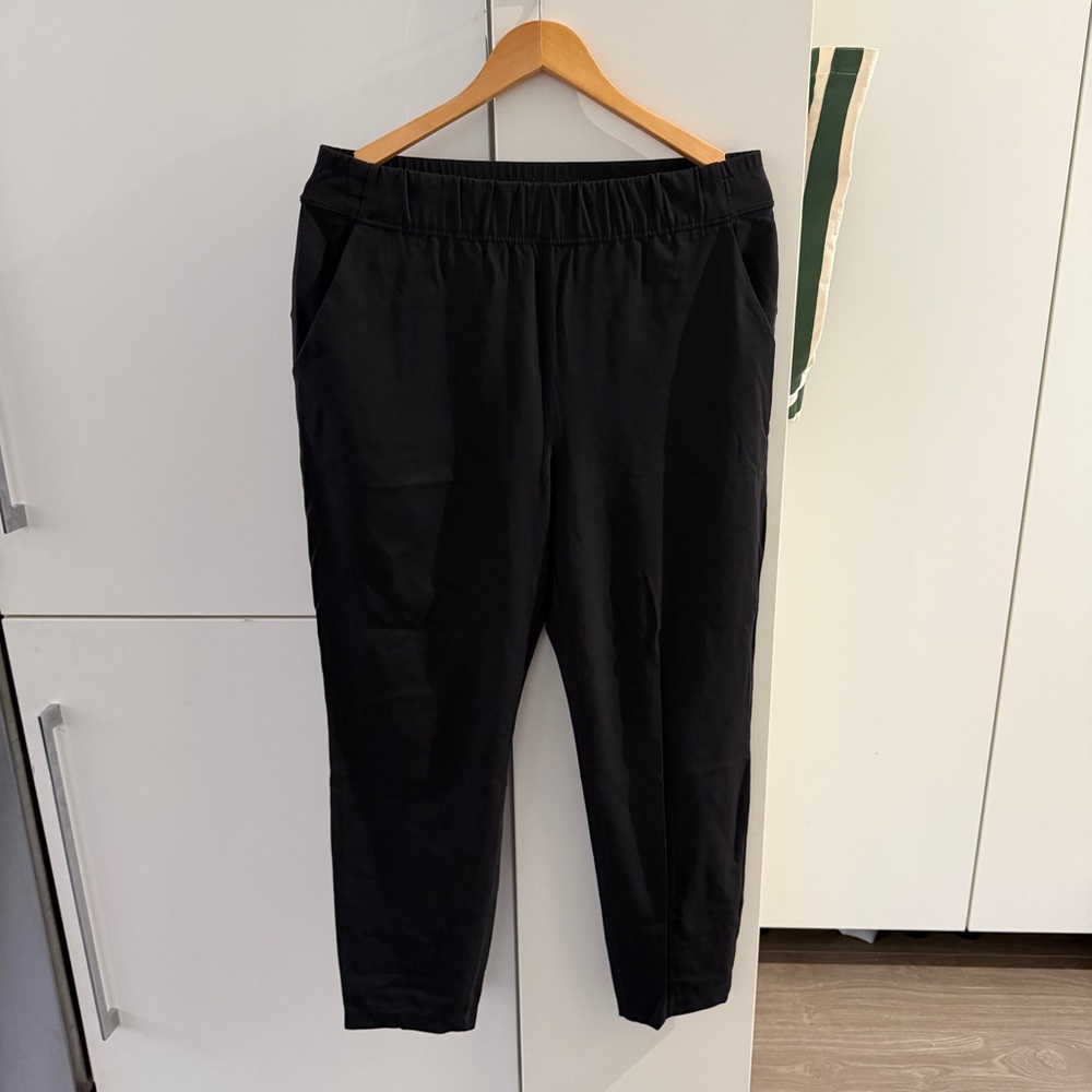 Babaton Black Straight-Leg Pants